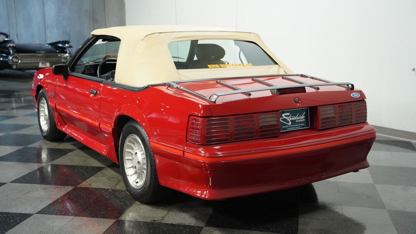 Ford-Mustang-Cabriolet-1988-Red-Sand-Beige-73499-8