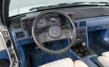 Ford-Mustang-Cabriolet-1988-White-Blue-158171-11