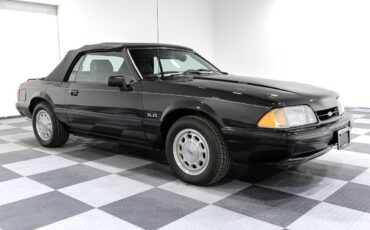 Ford-Mustang-Cabriolet-1989-Black-Black-333-1