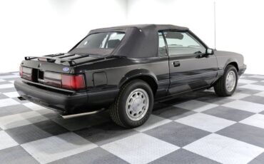 Ford-Mustang-Cabriolet-1989-Black-Black-333-9