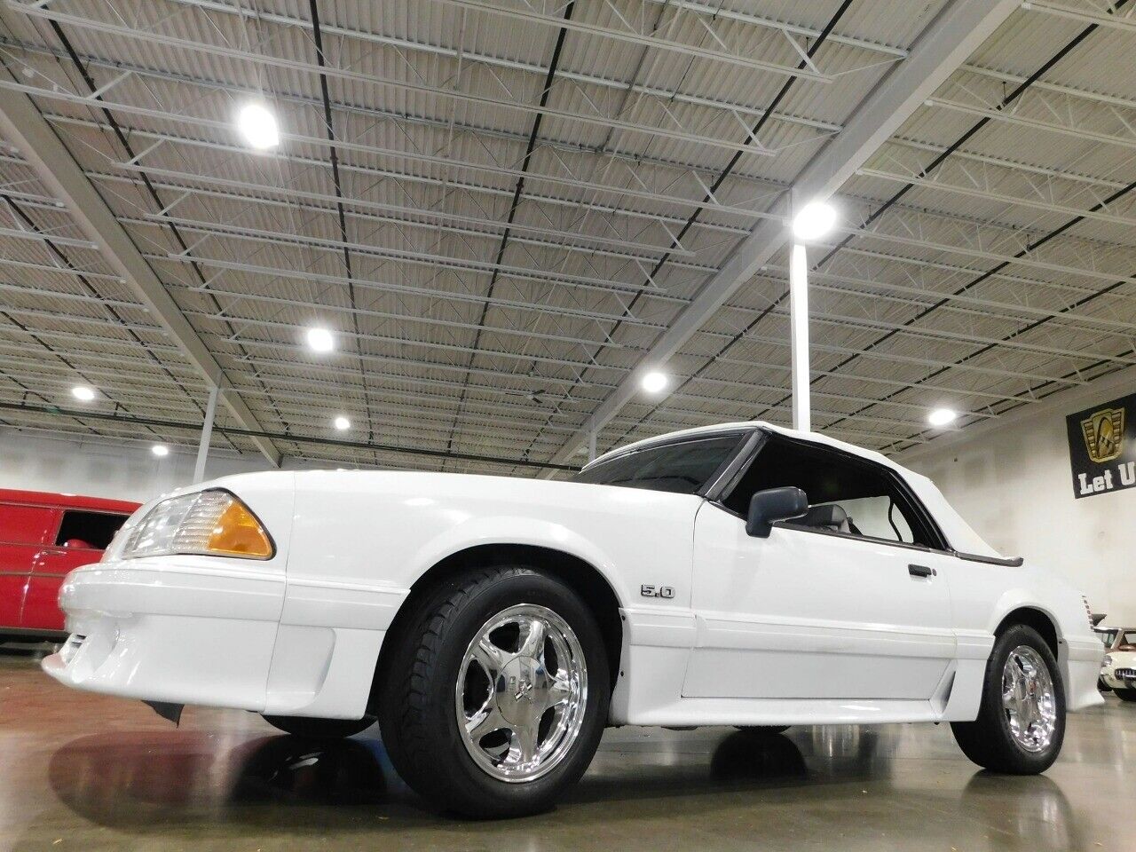 Ford-Mustang-Cabriolet-1990-White-Charcoal-53673-6