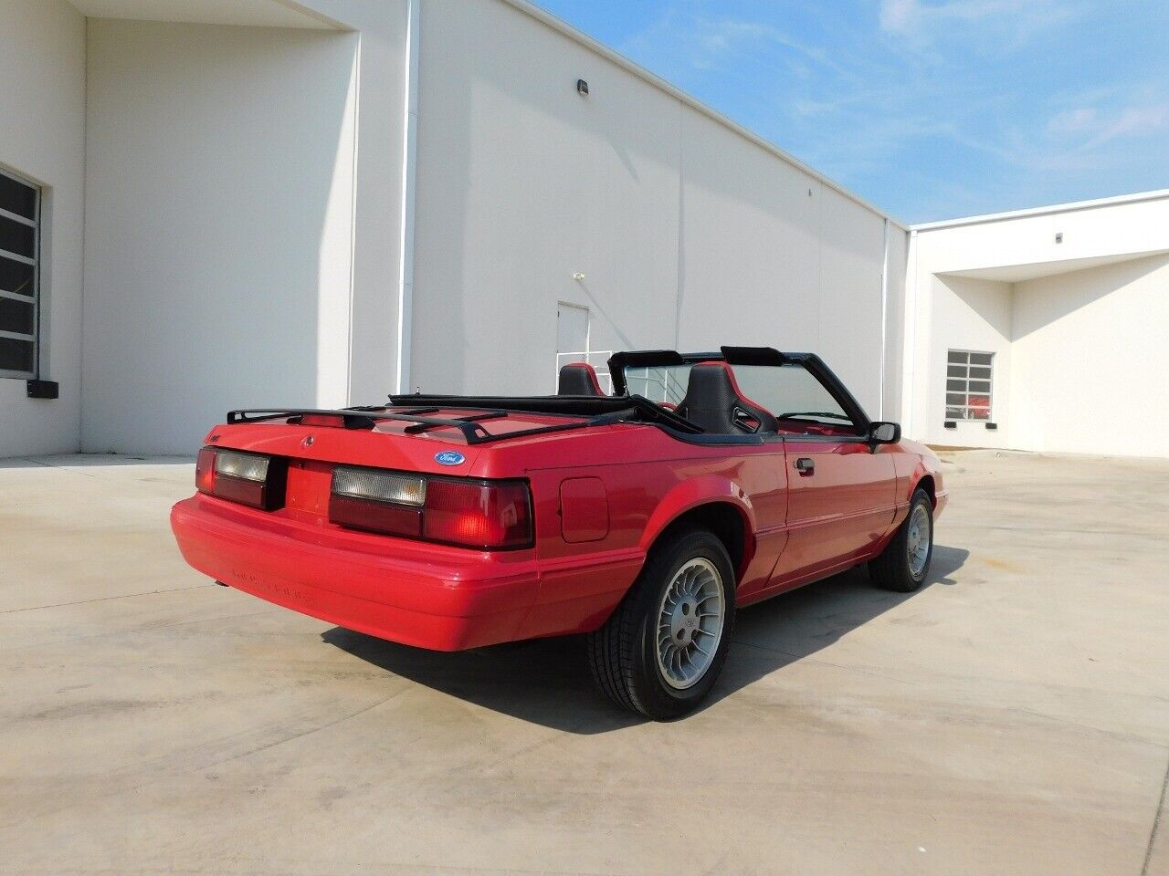 Ford-Mustang-Cabriolet-1992-Red-Red-91350-10