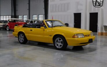 Ford-Mustang-Cabriolet-1993-Yellow-Black-118642-5