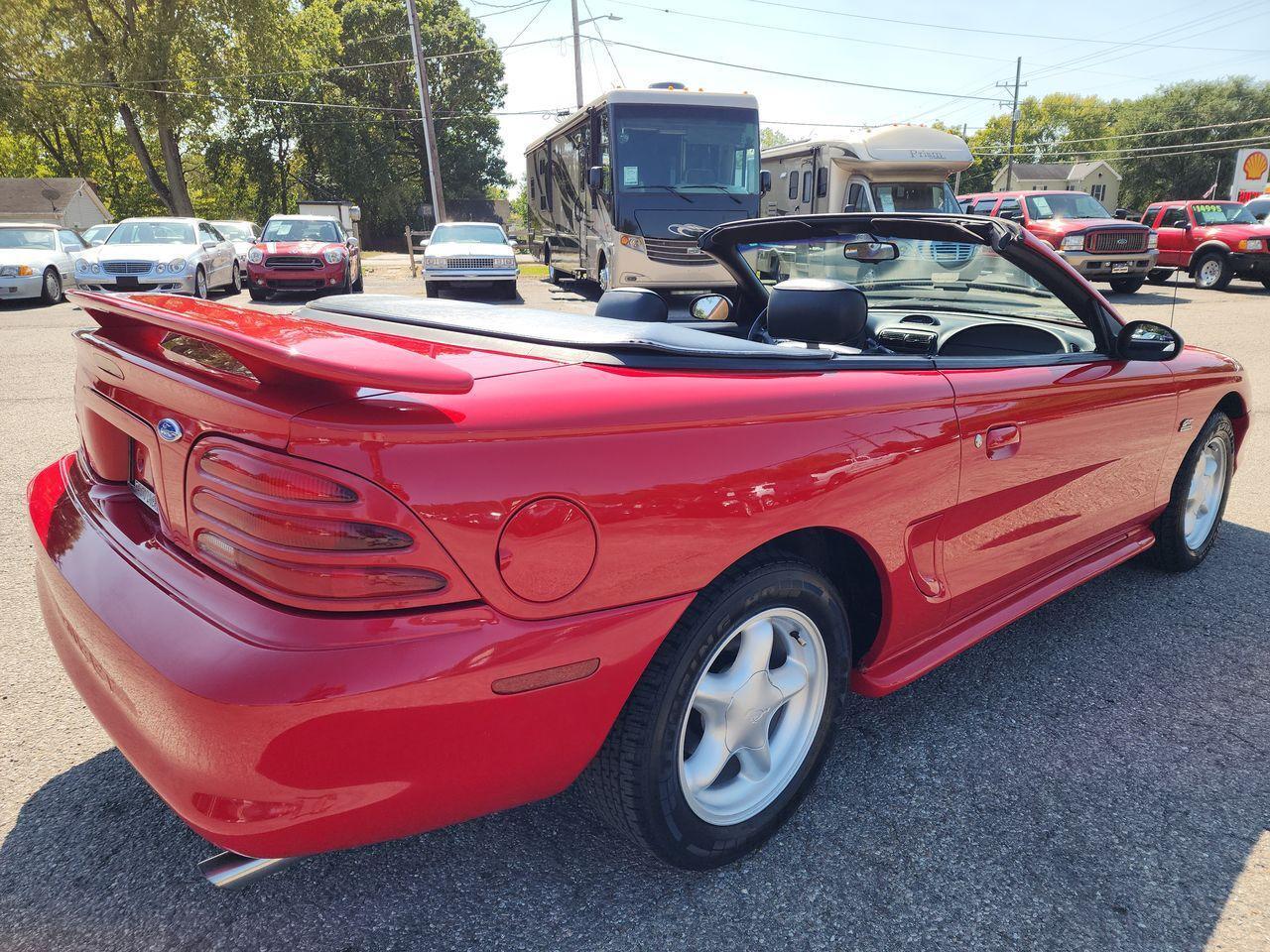 Ford-Mustang-Cabriolet-1994-Red-Black-134206-1