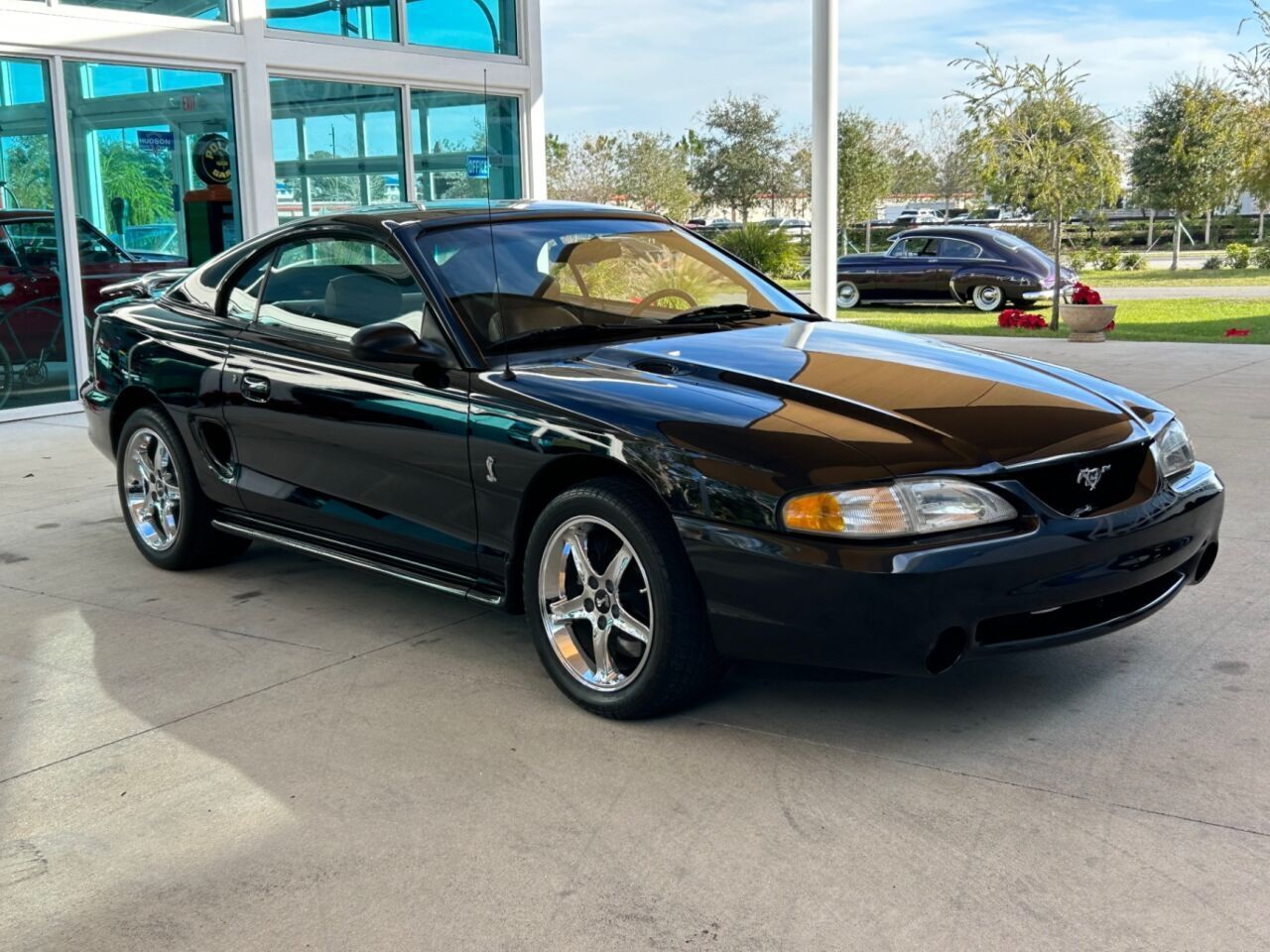 Ford-Mustang-Cabriolet-1995-Black-Brown-123487-2