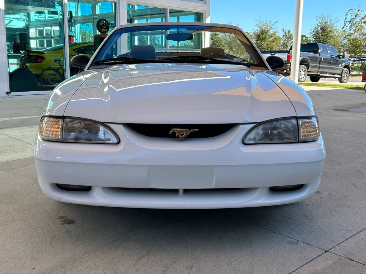 Ford-Mustang-Cabriolet-1995-White-Tan-119977-1