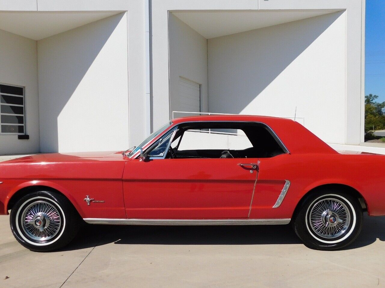 Ford-Mustang-Coupe-1964-Red-Black-104850-6