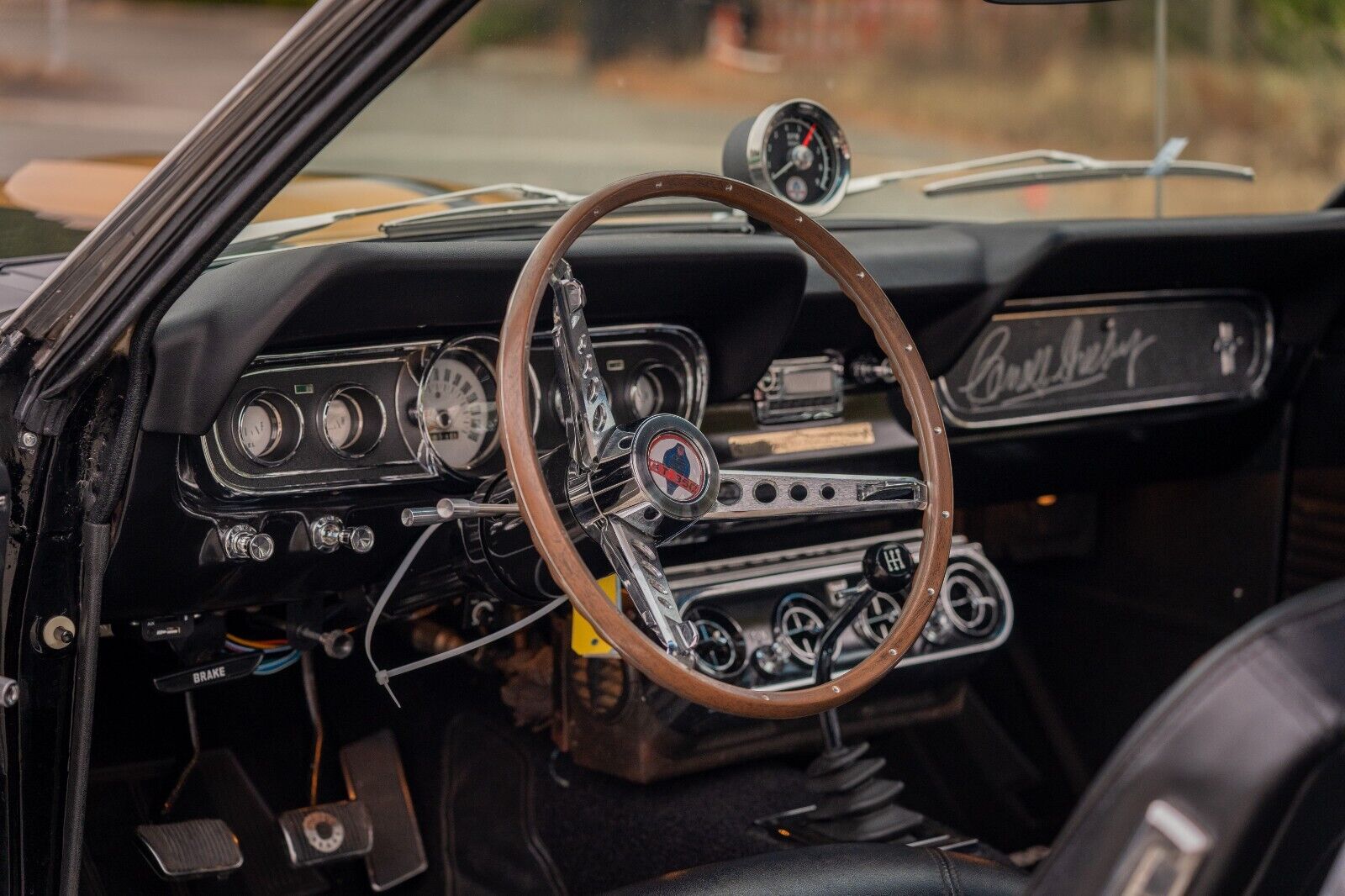 Ford-Mustang-Coupe-1965-Black-6120-5