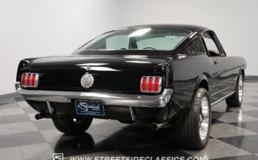 Ford-Mustang-Coupe-1965-Black-Black-11590-11