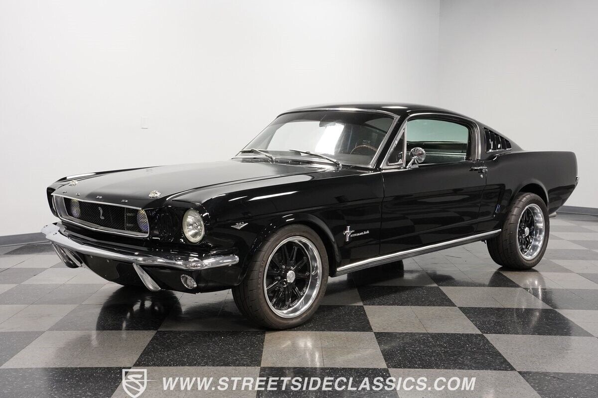 Ford-Mustang-Coupe-1965-Black-Black-11590-5