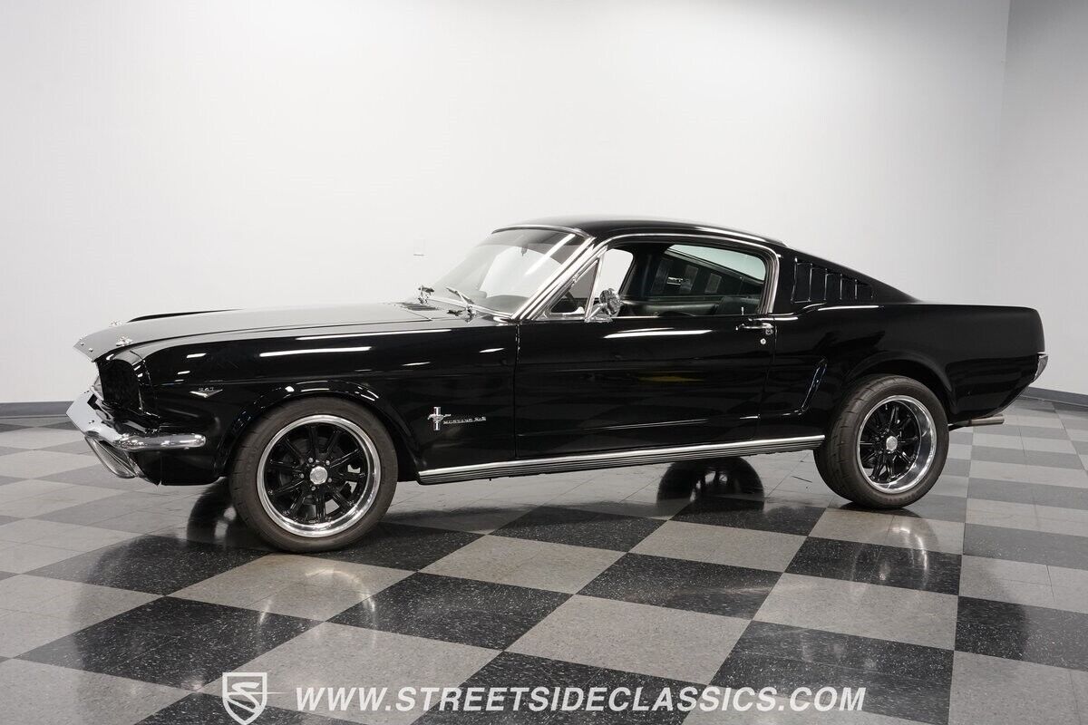 Ford-Mustang-Coupe-1965-Black-Black-11590-6