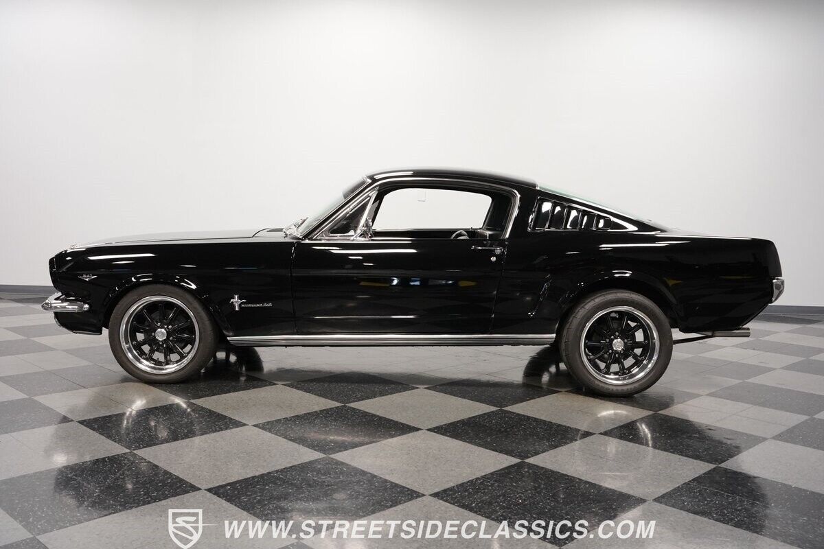 Ford-Mustang-Coupe-1965-Black-Black-11590-7