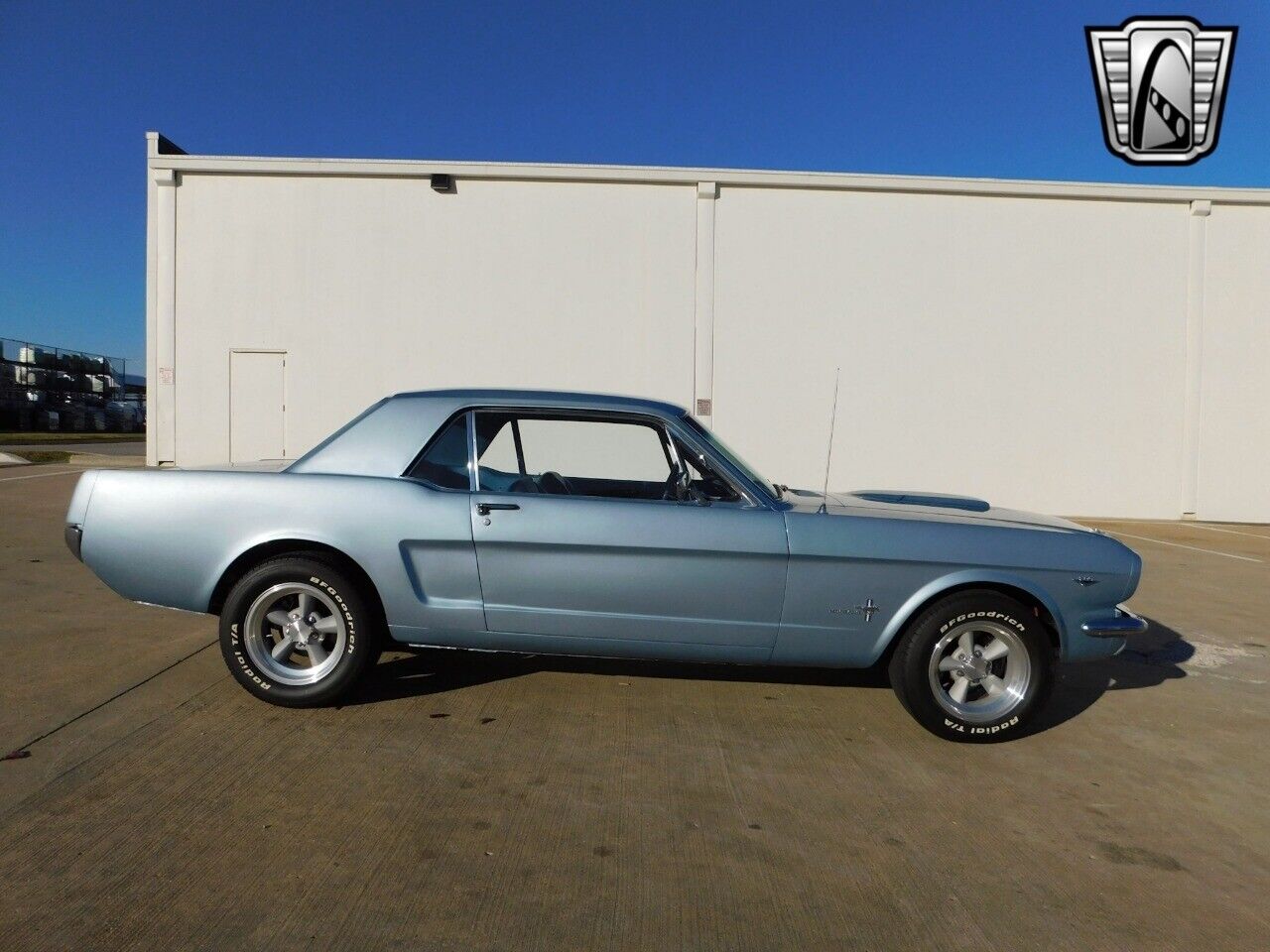 Ford-Mustang-Coupe-1965-Blue-Black-27579-5