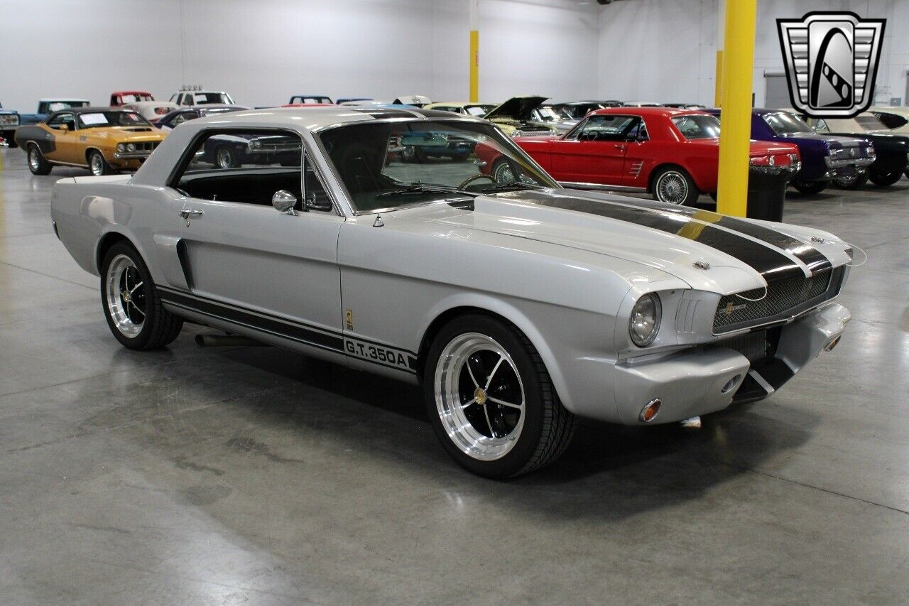 Ford-Mustang-Coupe-1965-Gray-Black-11423-8