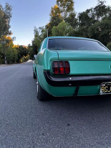 Ford-Mustang-Coupe-1965-Green-Black-5312-5