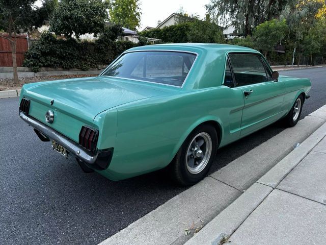 Ford-Mustang-Coupe-1965-Green-Black-5312-9