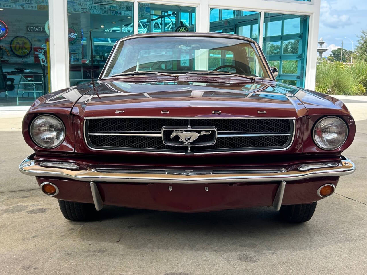 Ford-Mustang-Coupe-1965-Maroon-Black-7941-1