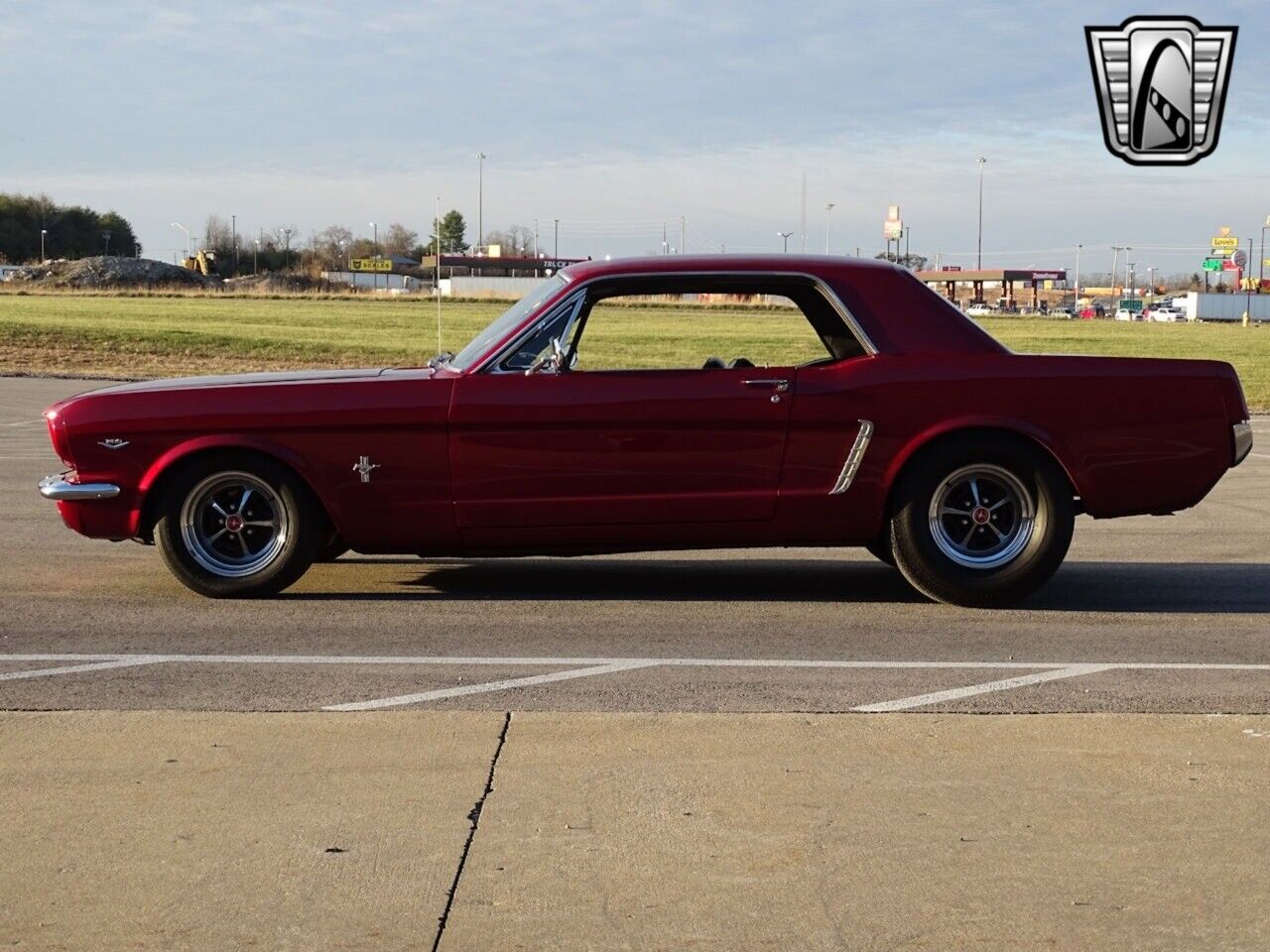 Ford-Mustang-Coupe-1965-Maroon-Black-95342-4