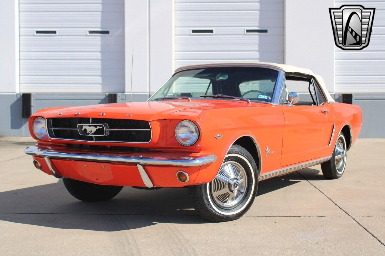 Ford-Mustang-Coupe-1965-Orange-White-42599-3