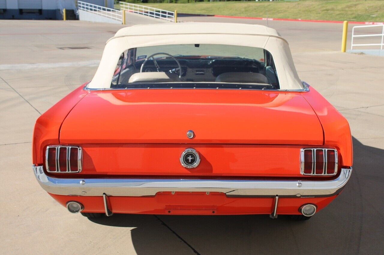 Ford-Mustang-Coupe-1965-Orange-White-42599-4