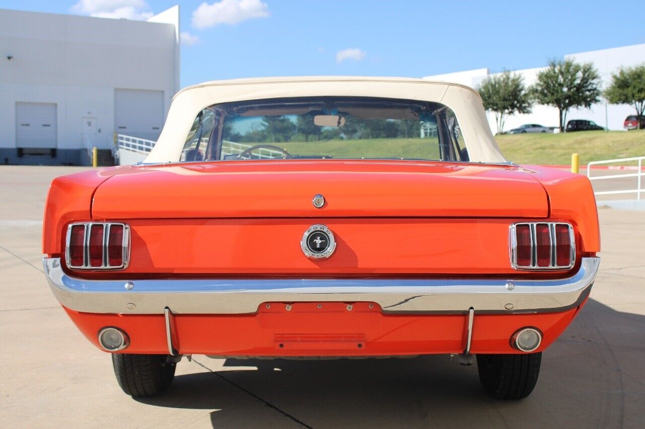 Ford-Mustang-Coupe-1965-Orange-White-42599-5