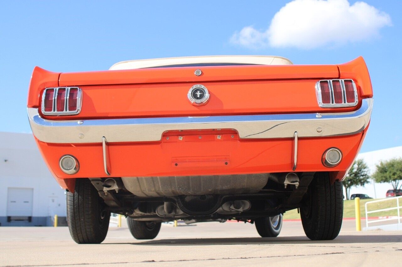 Ford-Mustang-Coupe-1965-Orange-White-42599-6