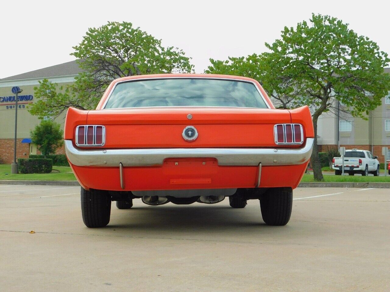 Ford-Mustang-Coupe-1965-Orange-White-69593-9