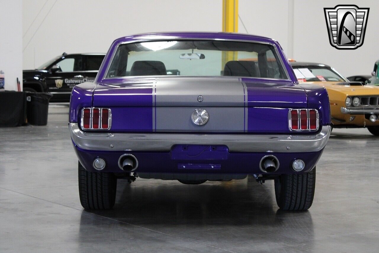 Ford-Mustang-Coupe-1965-Purple-Black-3236-11