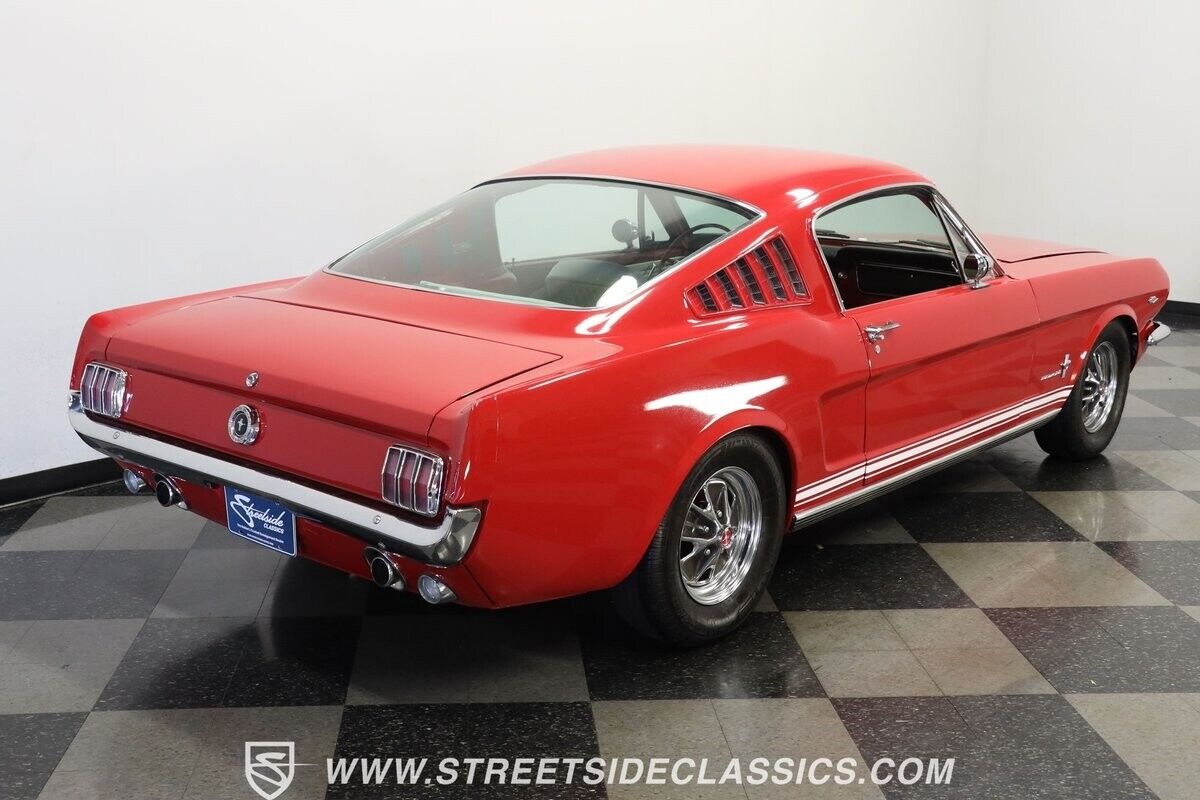 Ford-Mustang-Coupe-1965-Red-Black-13979-10