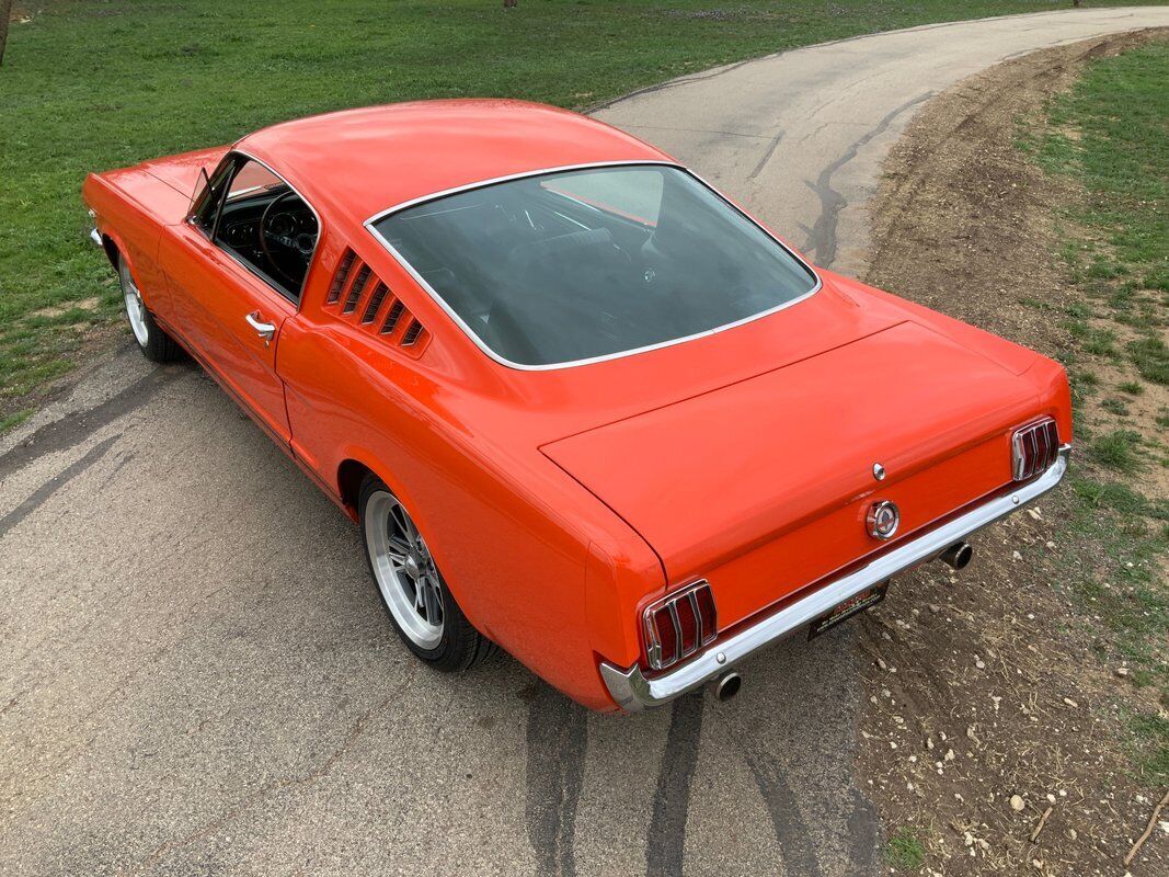 Ford-Mustang-Coupe-1965-Red-Black-17424-2