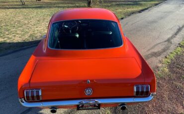 Ford-Mustang-Coupe-1965-Red-Black-17424-3