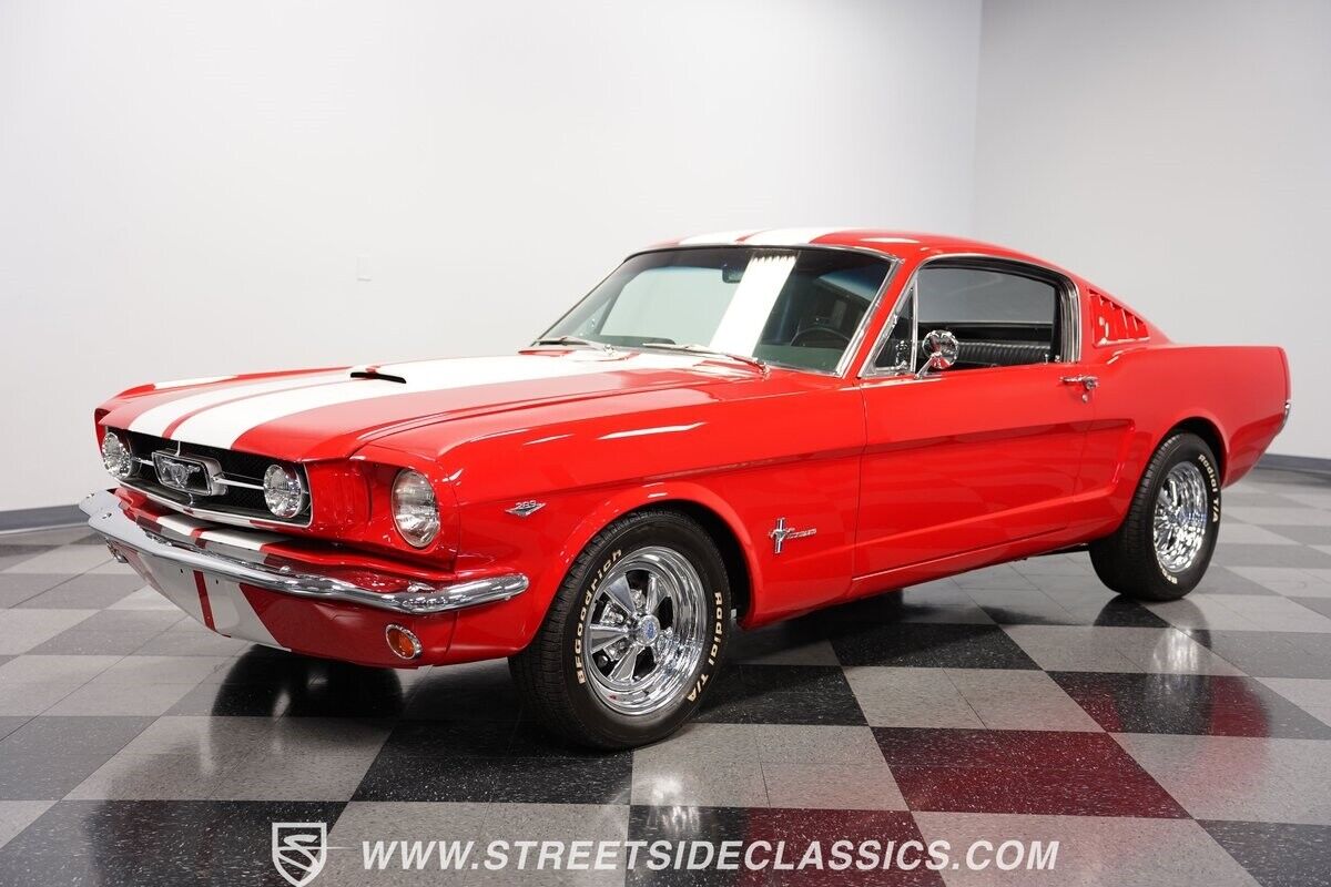 Ford-Mustang-Coupe-1965-Red-Black-31694-5