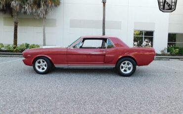 Ford-Mustang-Coupe-1965-Red-Black-32105-5