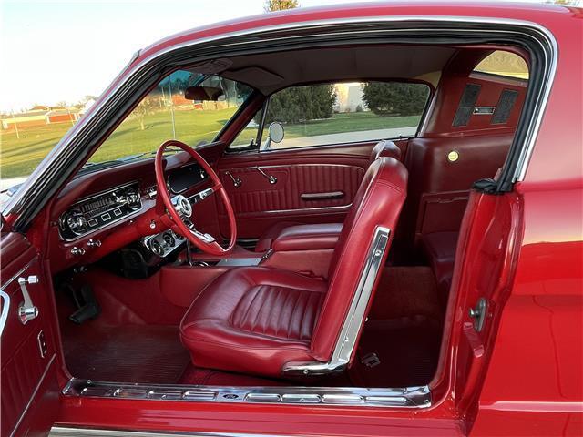 Ford-Mustang-Coupe-1965-Red-Red-2253-21