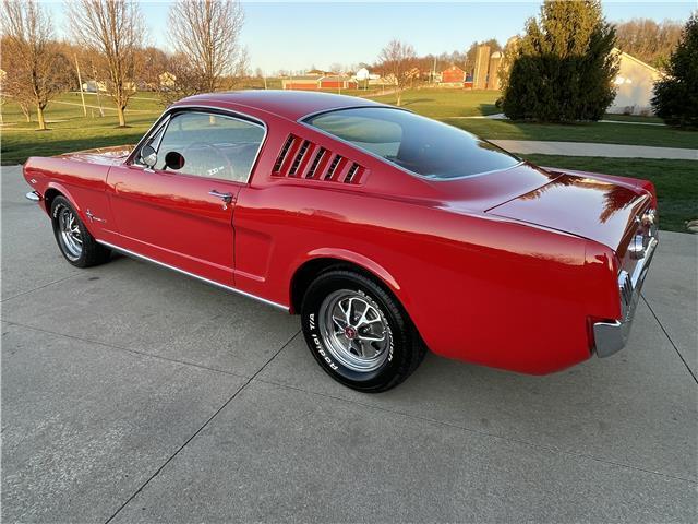 Ford-Mustang-Coupe-1965-Red-Red-2253-29