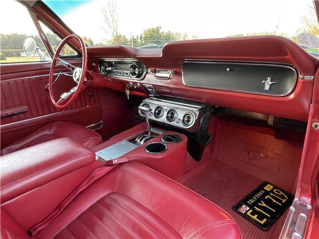 Ford-Mustang-Coupe-1965-Red-Red-2253-39