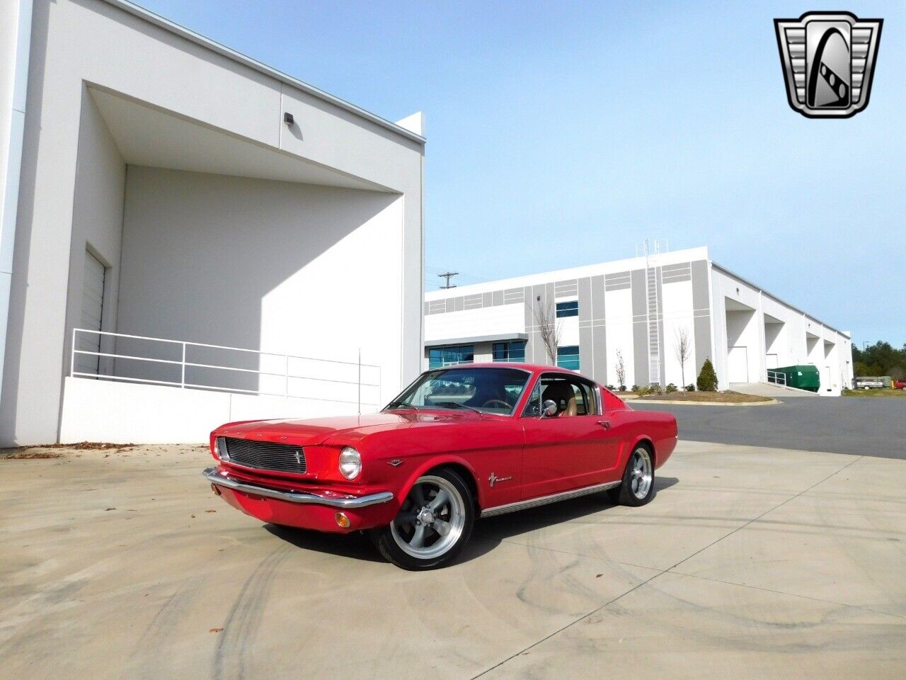 Ford-Mustang-Coupe-1965-Red-Tan-64-2