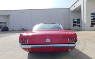 Ford-Mustang-Coupe-1965-Red-Tan-64-9