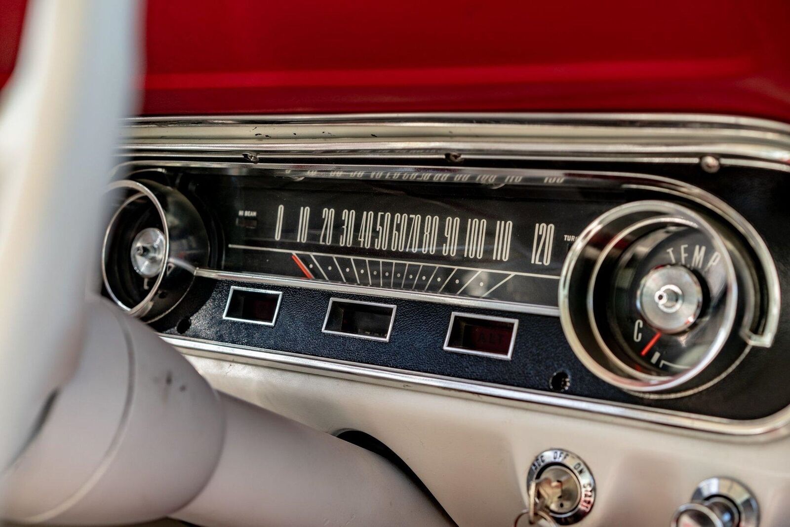 Ford-Mustang-Coupe-1965-Red-White-122598-10