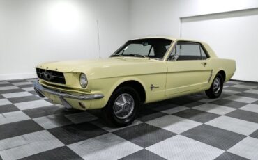 Ford-Mustang-Coupe-1965-Yellow-Black-106675-2