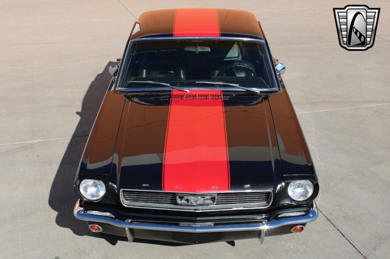 Ford-Mustang-Coupe-1966-Black-Black-3985-7