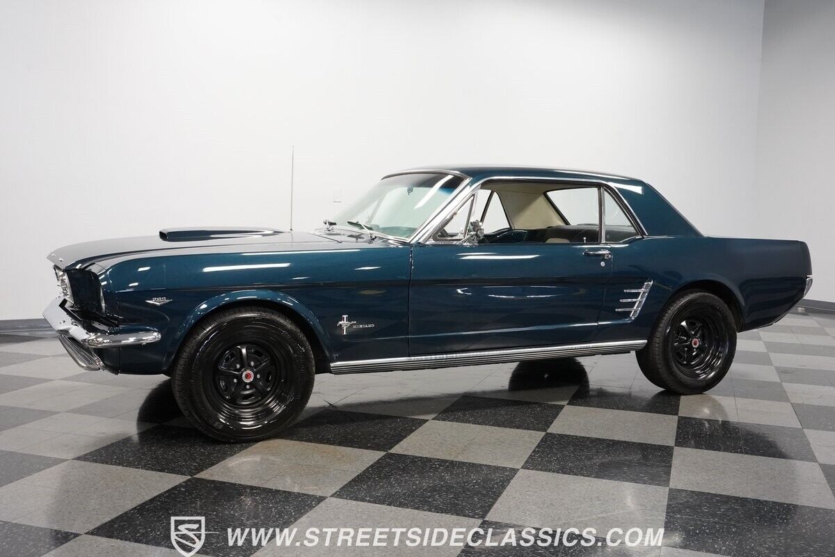 Ford-Mustang-Coupe-1966-Blue-Blue-27270-6