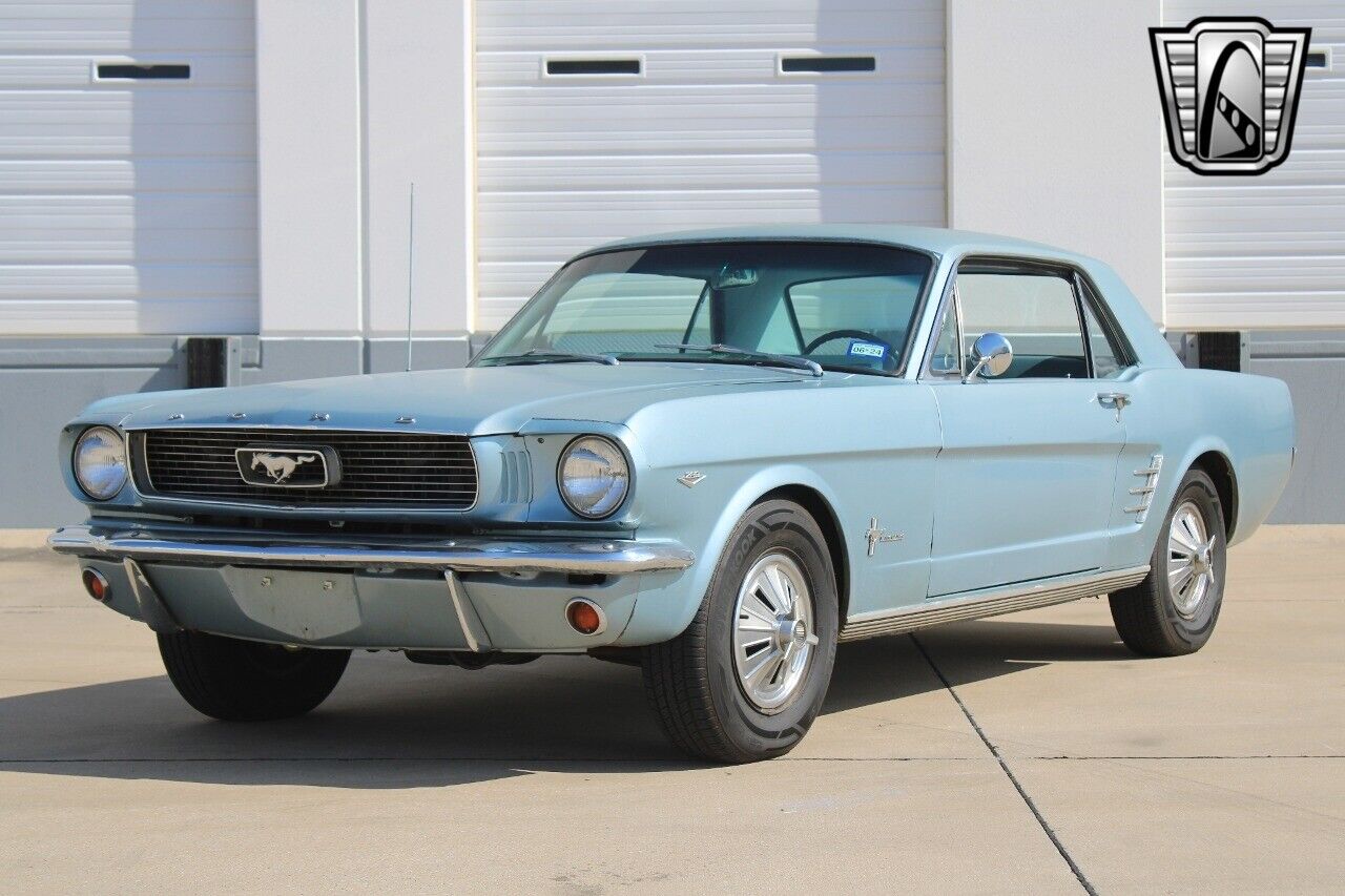 Ford-Mustang-Coupe-1966-Blue-Blue-76698-2