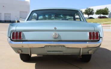 Ford-Mustang-Coupe-1966-Blue-Blue-76698-5