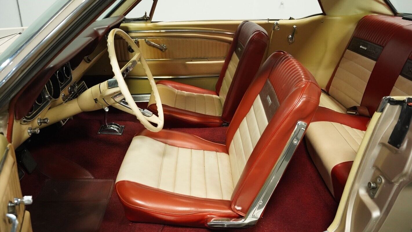 Ford-Mustang-Coupe-1966-Champagne-Maroon-108278-4