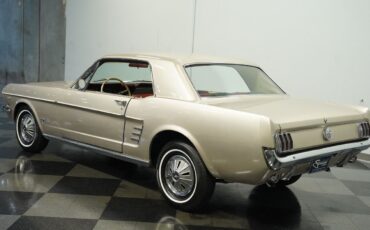 Ford-Mustang-Coupe-1966-Champagne-Maroon-108278-6