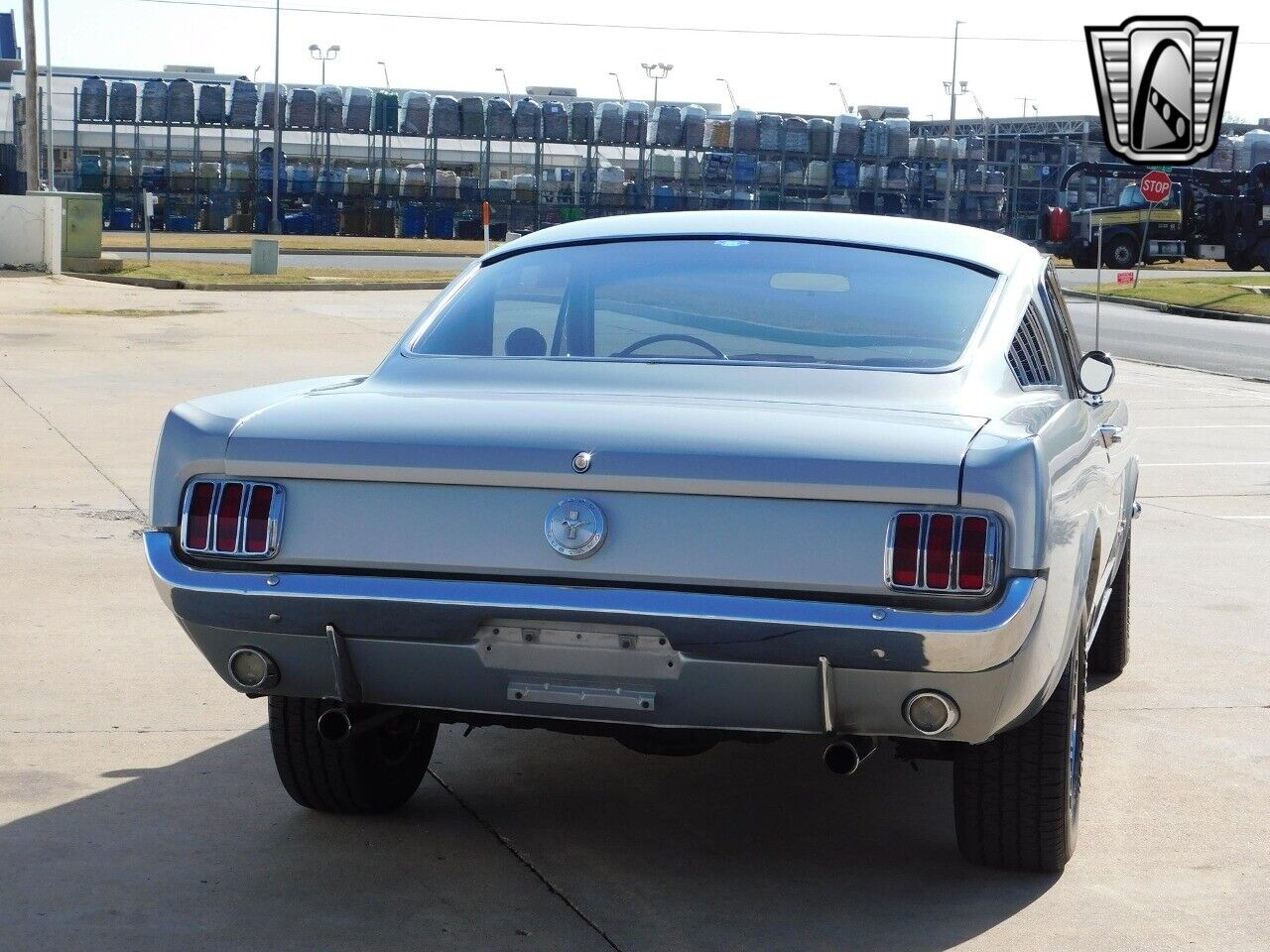 Ford-Mustang-Coupe-1966-Gray-Red-80952-6