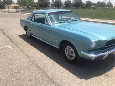 Ford-Mustang-Coupe-1966-Green-White-88514-3