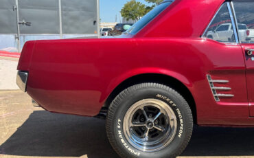 Ford-Mustang-Coupe-1966-Maroon-Black-18-10