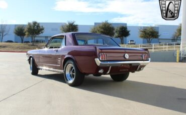 Ford-Mustang-Coupe-1966-Maroon-Tan-157365-4